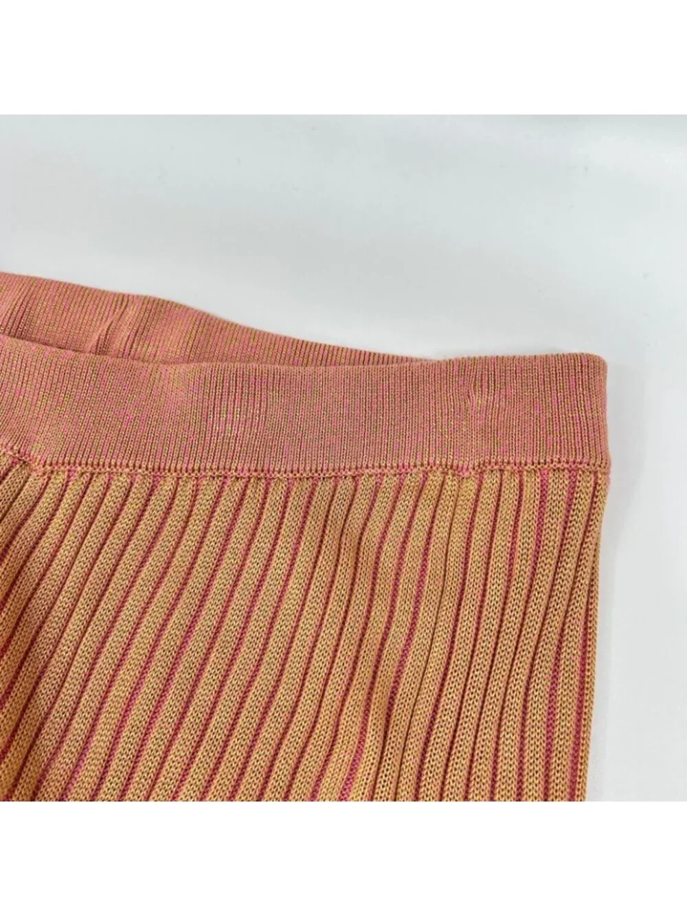 Gucci Lovelight Love Light Beige Pink Rayon Rib Knit Flare Midi Skirt XS